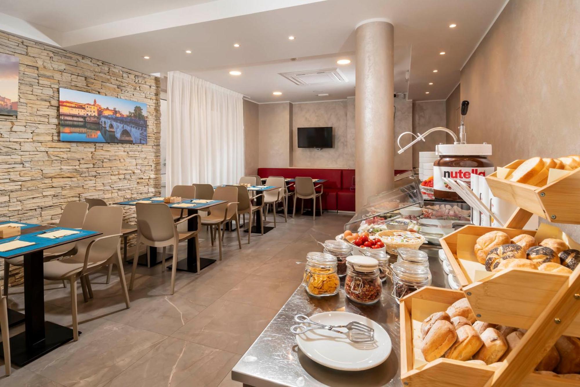 B&B Primrose Residence Hotel Римини Екстериор снимка